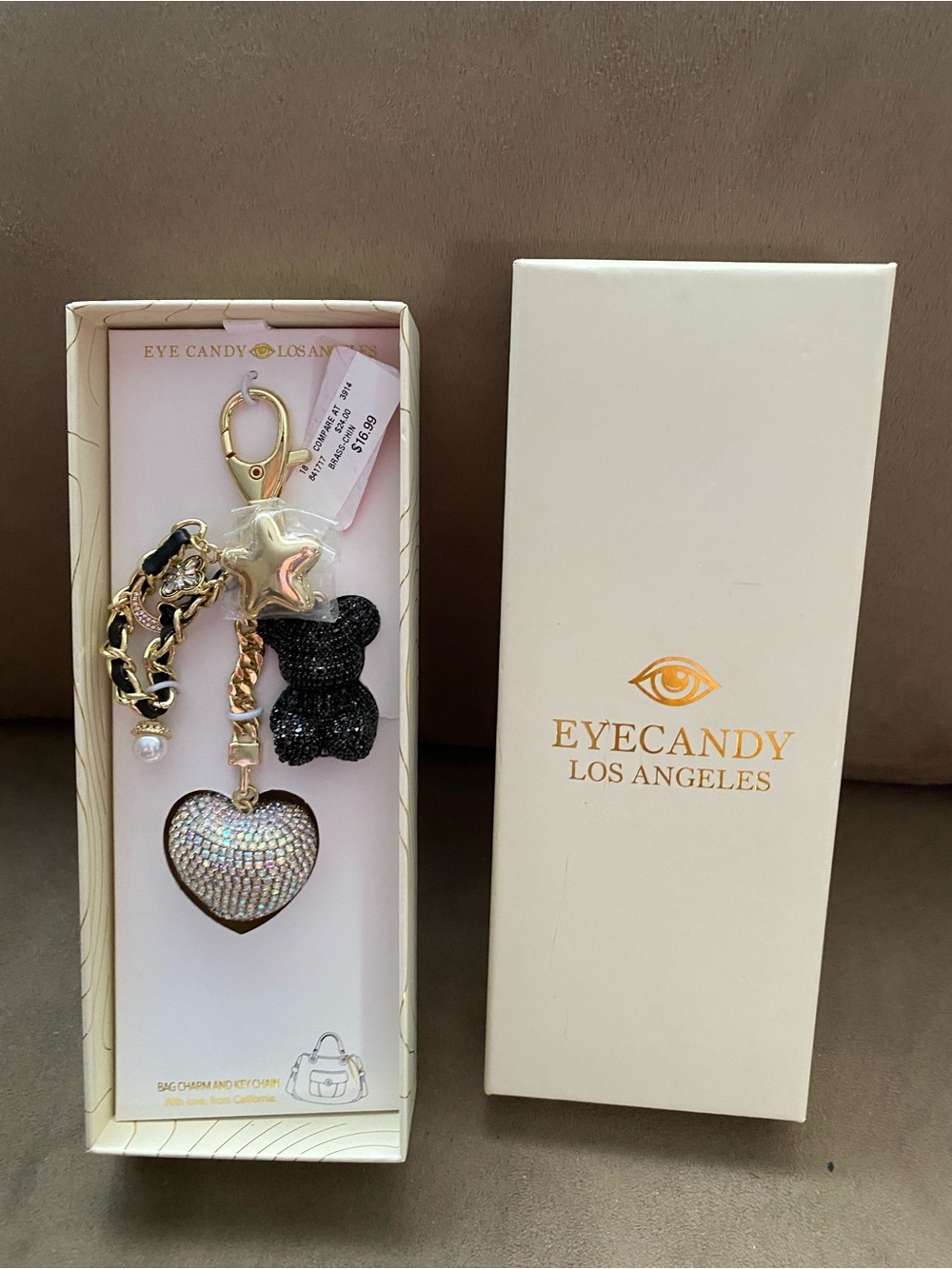 eye candy Iridescent Heart and Black Bear Charm Key Holder